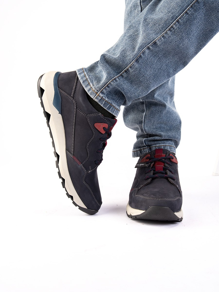 Обувь на модели (каталожная). Фотограф Юлия Зимина