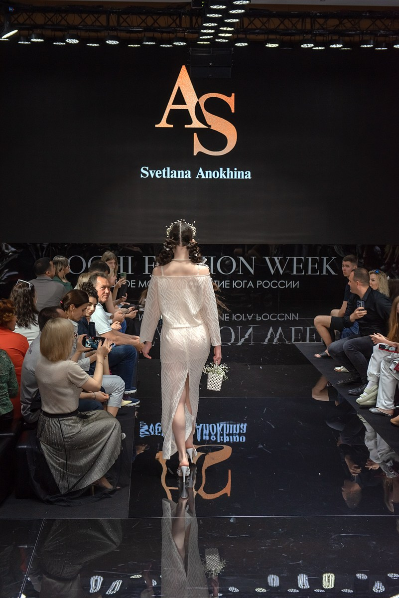 SochiFashionWeek2024 дизайнер Анохина. Семейный и коммерческий фотограф в Сочи Александр Бодунов
