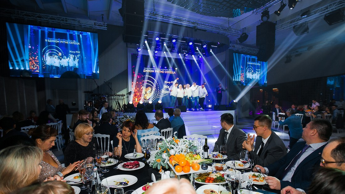 Фотосъемка новогоднего корпоратива Медипал. Репортажный фотограф Борис Геер