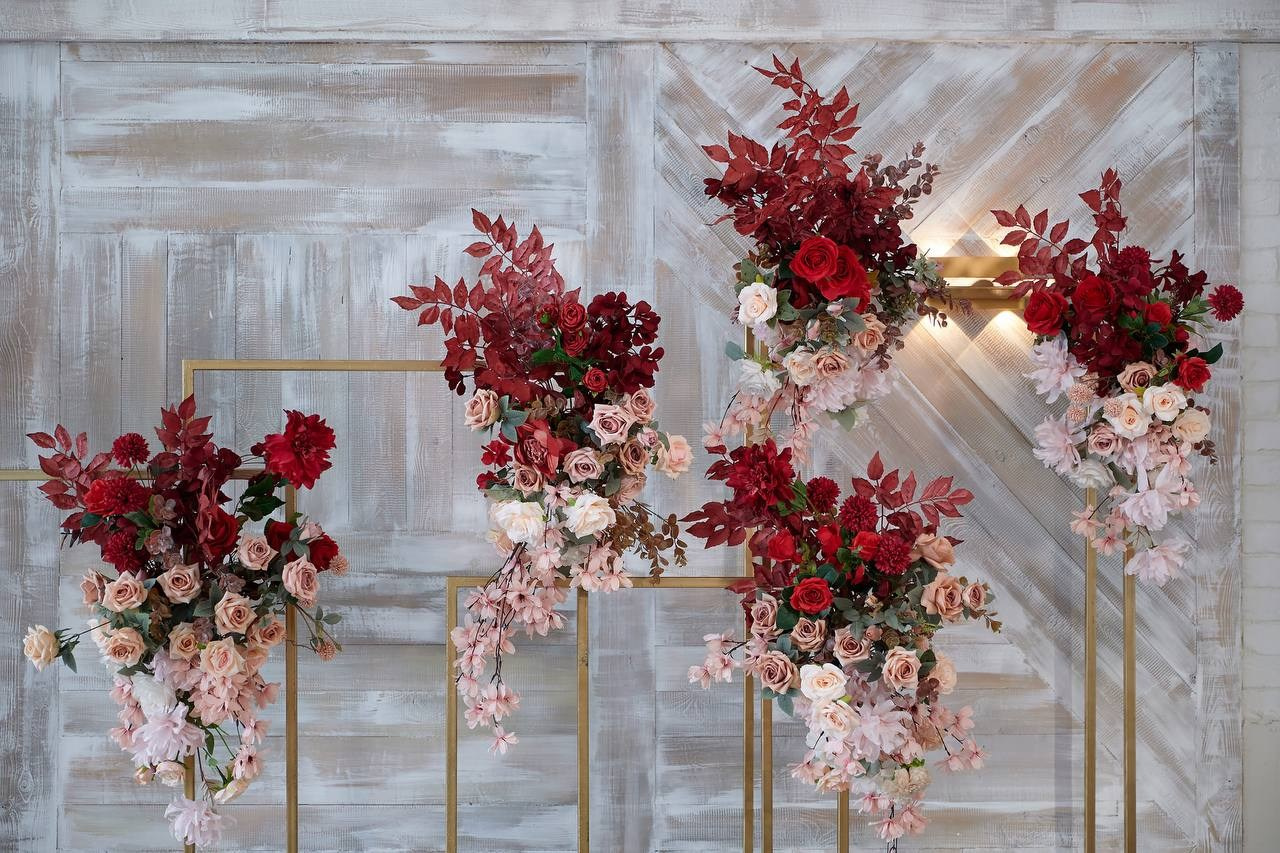 Яркий декор с использованием фруктов и овощей. Подрядчики и друзья сети свадебных площадок House for wedding