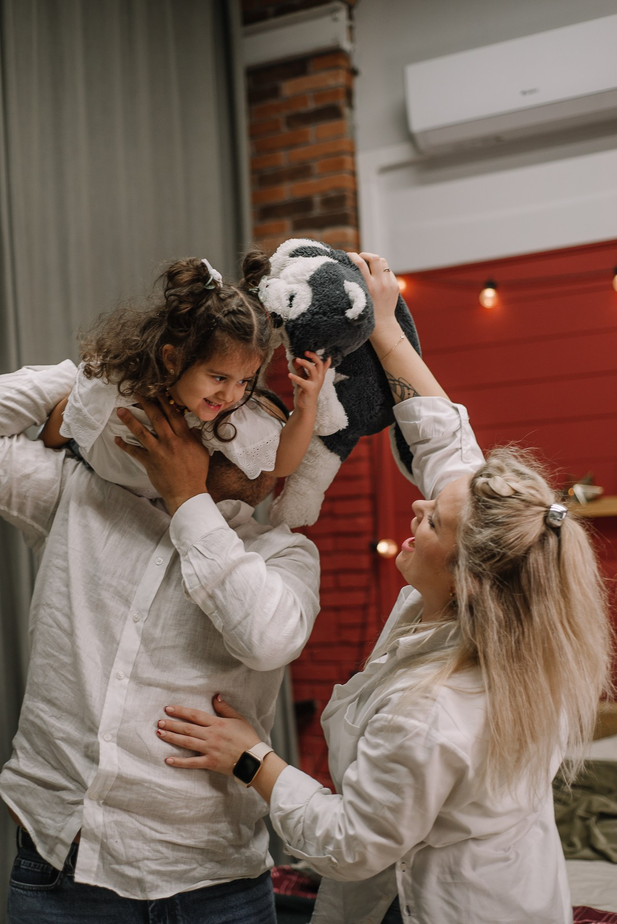 Happy moments_Джихат, Лена и Ясмин. Свадебный и семейный фотограф в Минске Яна Новак