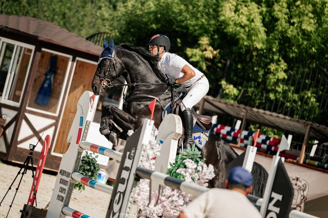 КОНКУРНЫЙ БУМ — КСК «ВИВАТ, РОССИЯ!». 2 неделя. Куракина Дарья • Конный фотограф