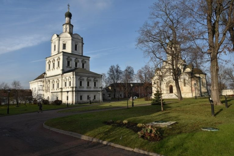 Красивые места для фотосессии в Москве для свадебной и семейной съемки