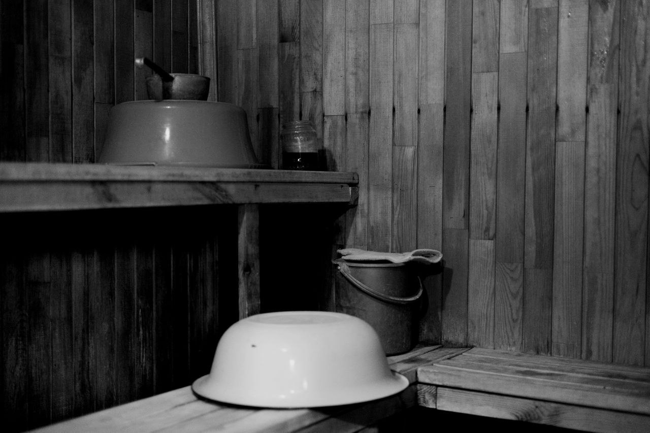 ДЕРЕВЕНСКАЯ ЖИЗНЬ. ДЕТАЛИ. Фотограф Красноярск съемки лавстори, фотосессия в студии, портретная съемка, творческие фотосессии