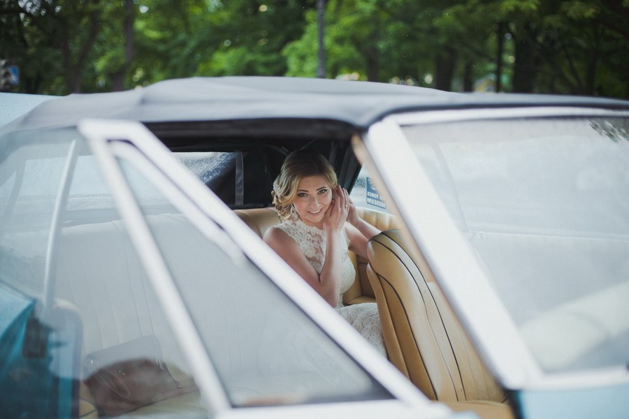 Свадебная прогулка по Санкт-Петербургу. Фотограф крещение венчание в Петербурге! Помогает подобрать храм и посоветовал душевного батюшку в СПб