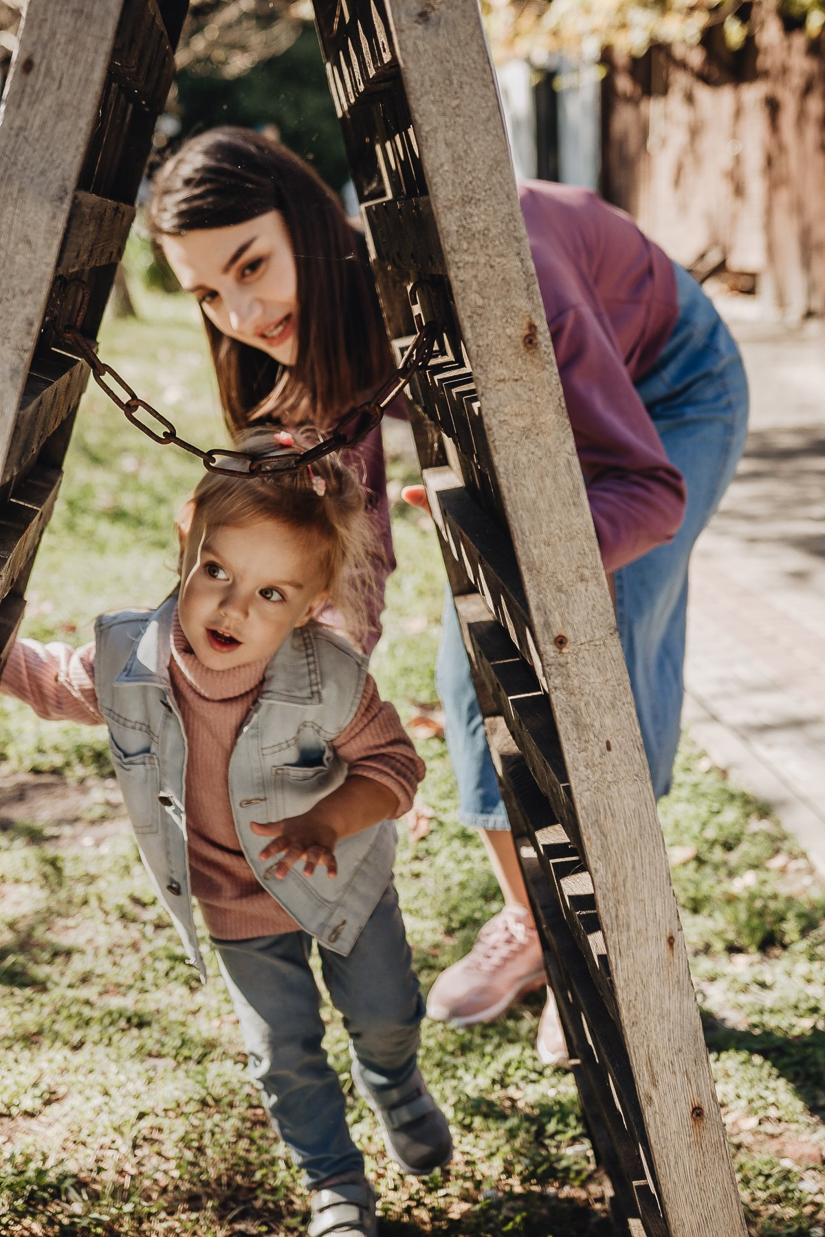 Даша с малышкой — улыбки у воды. Семейный фотограф Новороссийск, Анапа, Геленджик — Юлия Давыдова