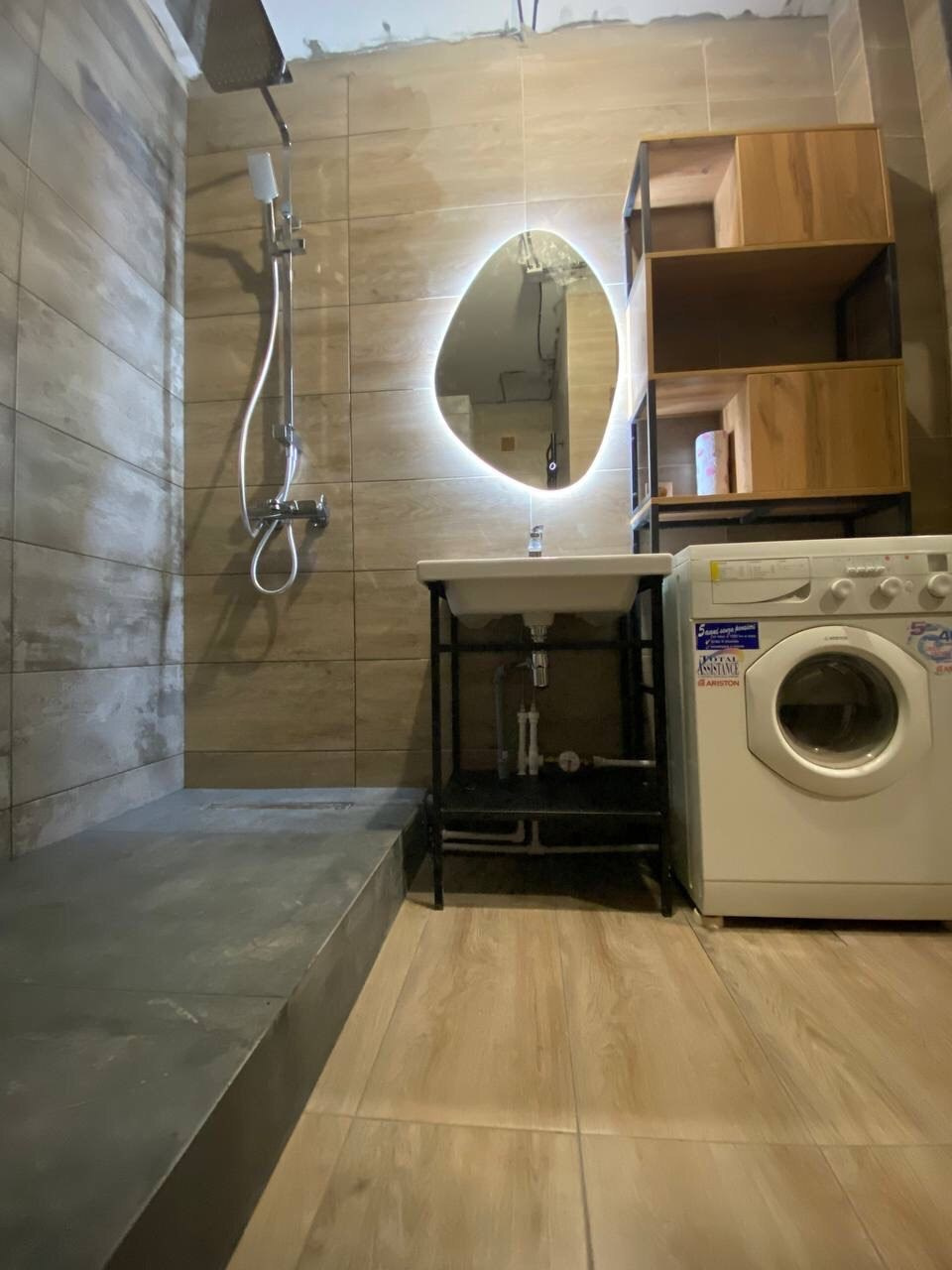 Ванная комната (ул. Волочаевская д. 8). Ремонт санузла, туалета, ванной под ключ в Казани. Укладка плитки