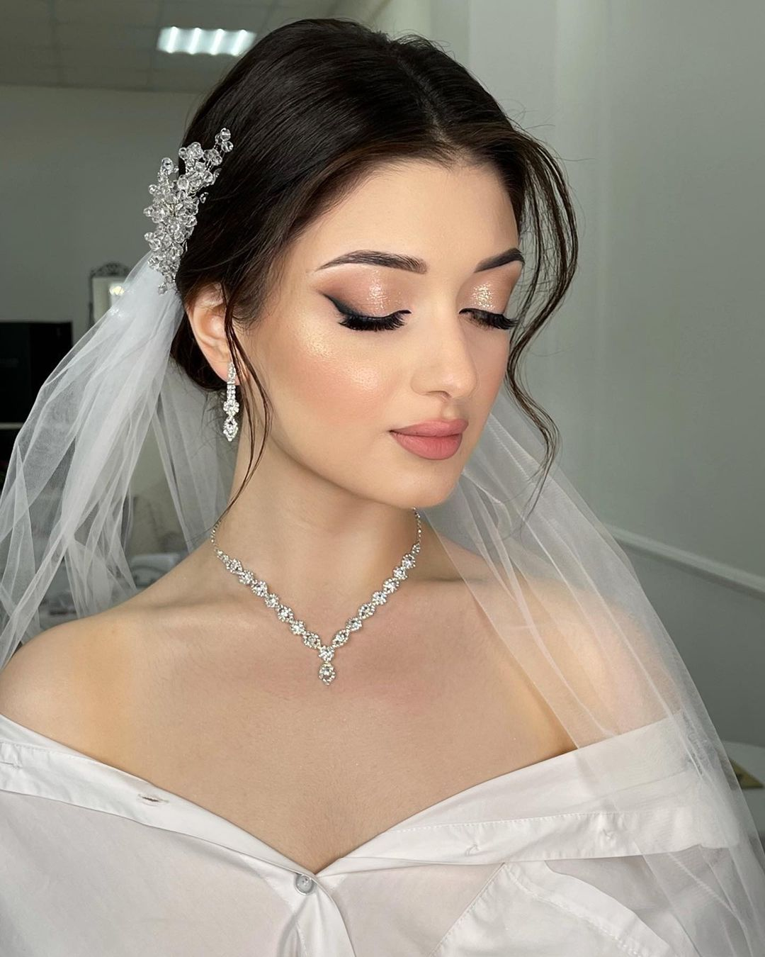 Стилист Эрна Дом у Моря. Подрядчики и друзья сети свадебных площадок House for wedding