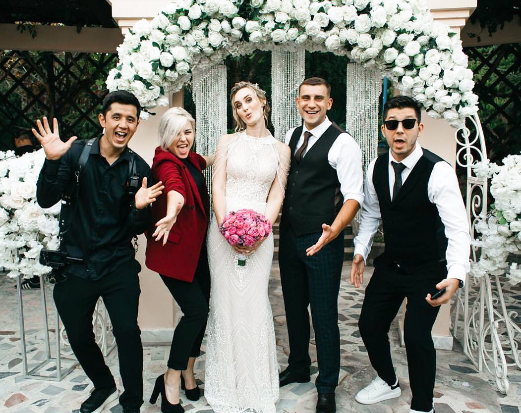 Ведущий Горький Дом у моря. Подрядчики и друзья сети свадебных площадок House for wedding