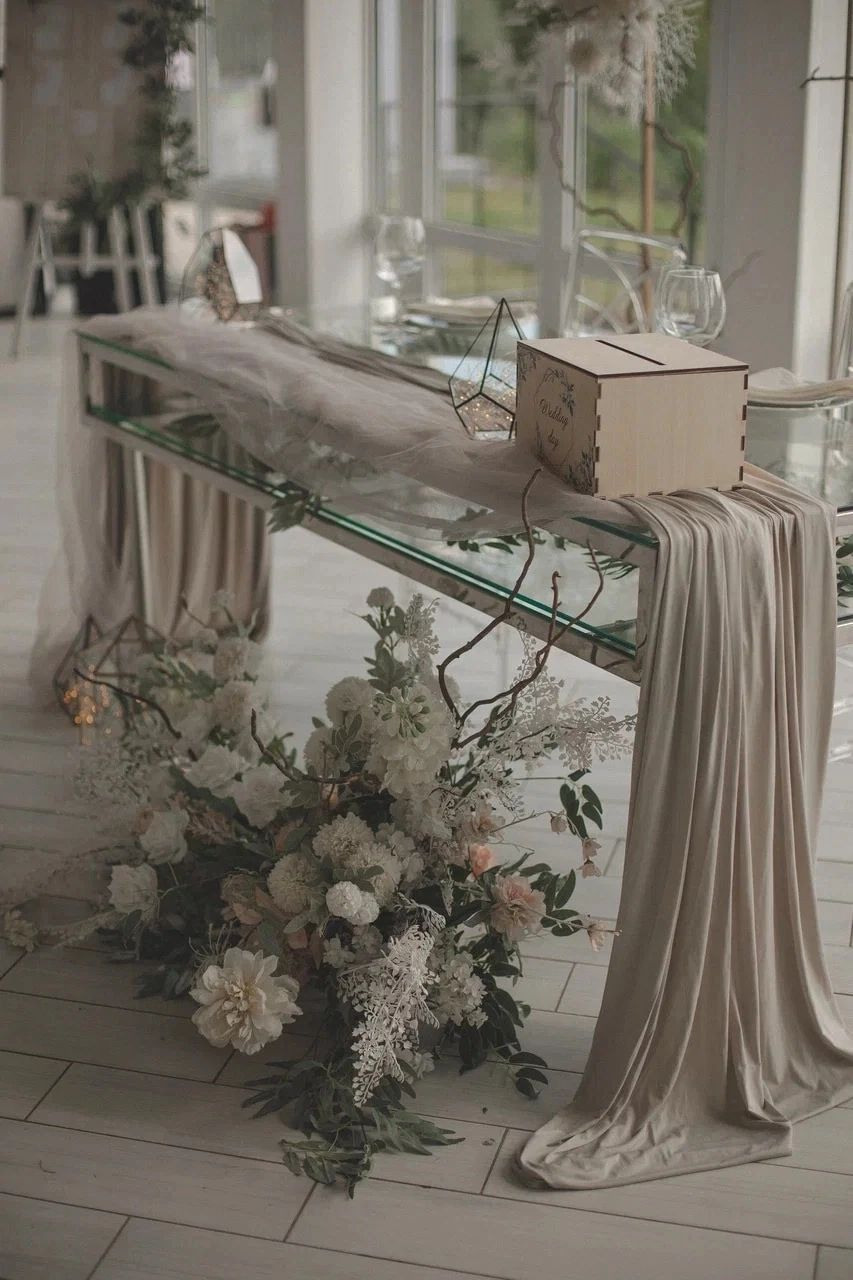 Декор Джуси роуз. Подрядчики и друзья сети свадебных площадок House for wedding