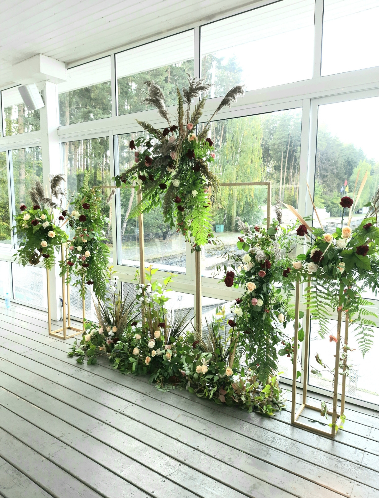 Декор Artmikc. Подрядчики и друзья сети свадебных площадок House for wedding