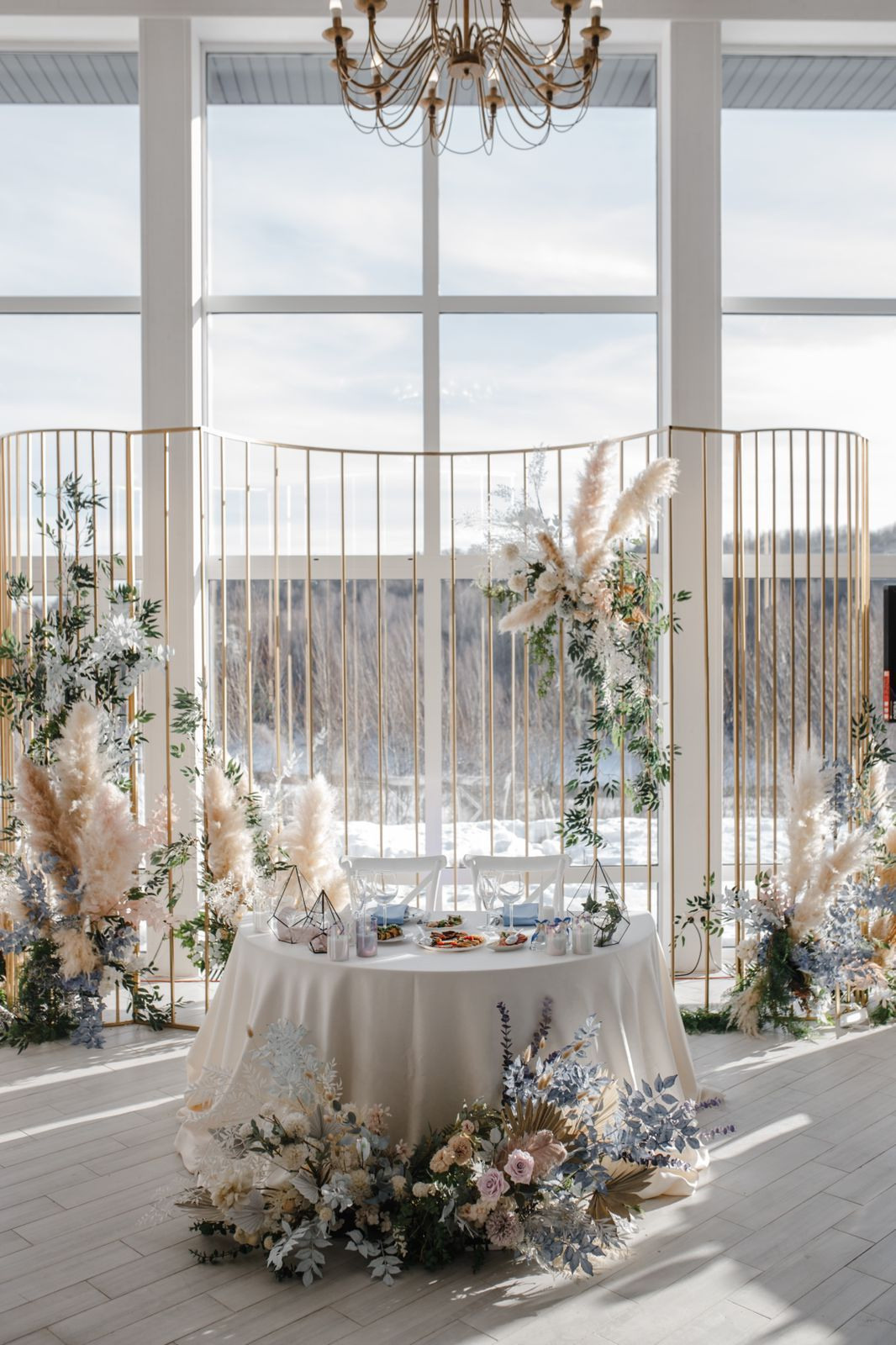 Декор Джуси роуз. Подрядчики и друзья сети свадебных площадок House for wedding