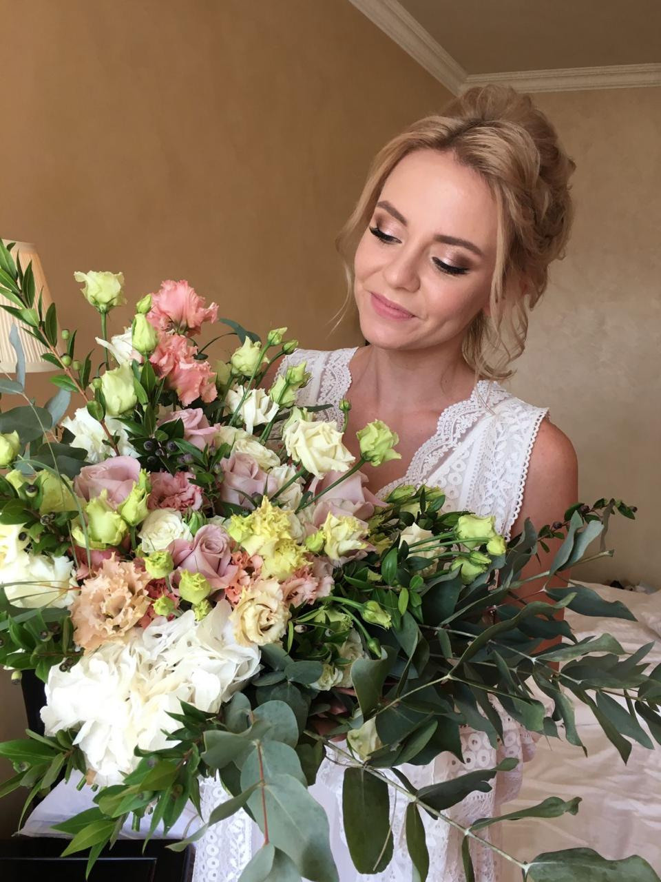 Стилист Гордеева. Подрядчики и друзья сети свадебных площадок House for wedding