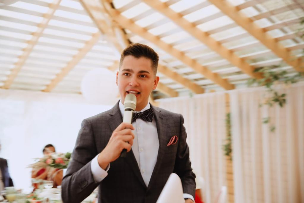 Ведущий Щербиненко. Подрядчики и друзья сети свадебных площадок House for wedding