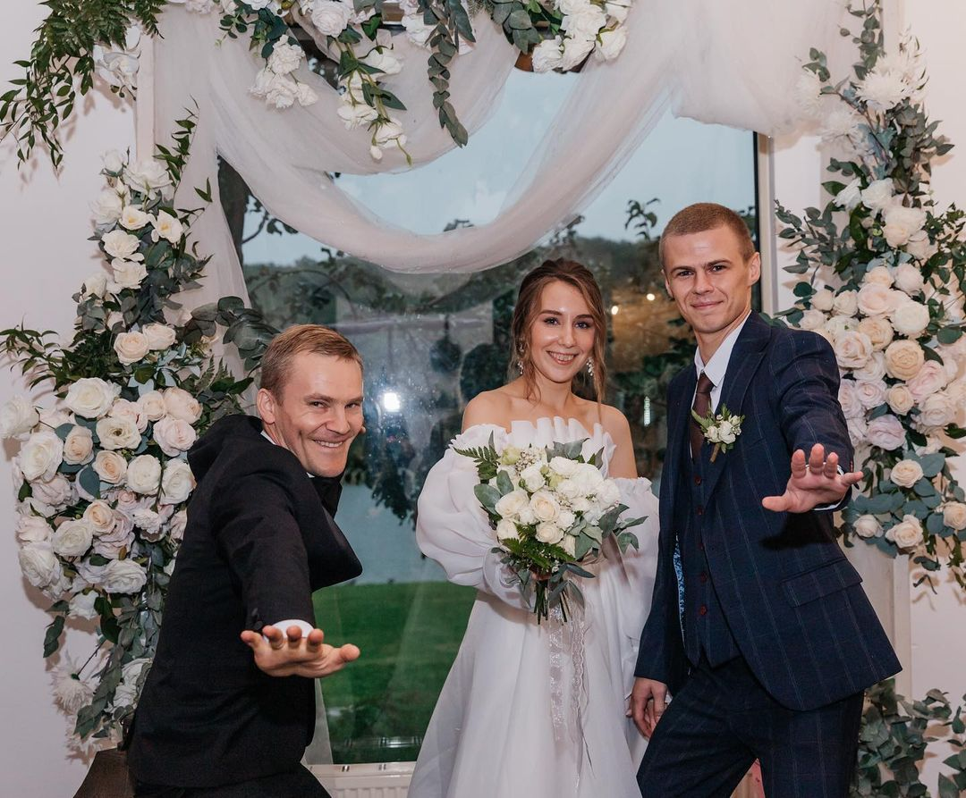 Ведущий Моргунов Дом у моря. Подрядчики и друзья сети свадебных площадок House for wedding