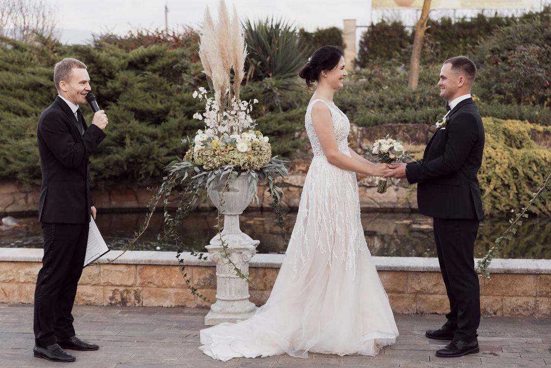 Ведущий Моргунов Дом у моря. Подрядчики и друзья сети свадебных площадок House for wedding