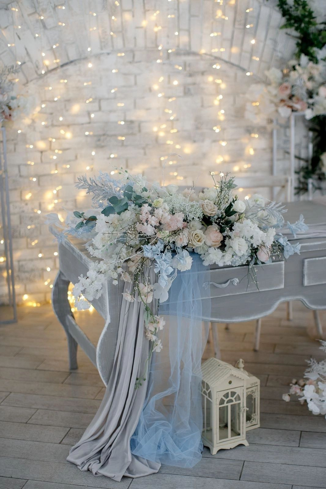 Декор Джуси роуз. Подрядчики и друзья сети свадебных площадок House for wedding