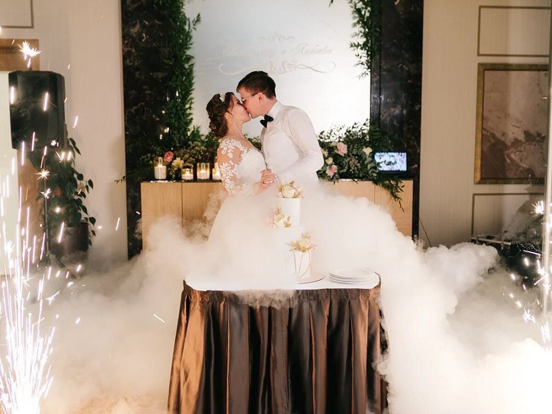 Шоу эффекты. Подрядчики и друзья сети свадебных площадок House for wedding