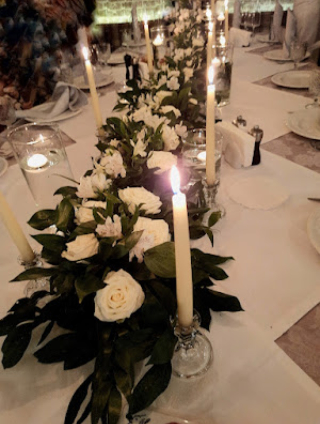 Декор Artmikc. Подрядчики и друзья сети свадебных площадок House for wedding