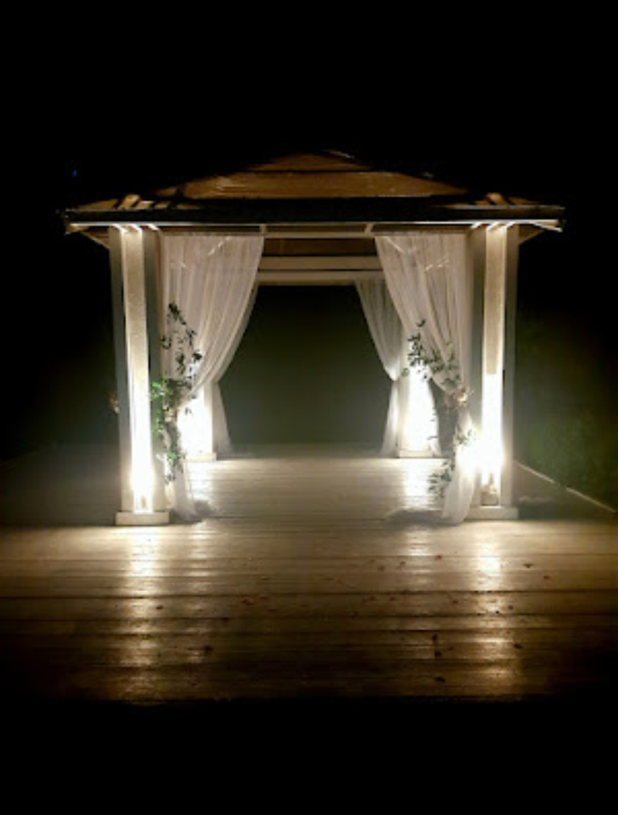 Декор Artmikc. Подрядчики и друзья сети свадебных площадок House for wedding