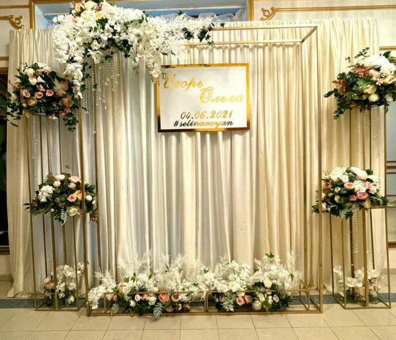 Декор Artmikc. Подрядчики и друзья сети свадебных площадок House for wedding