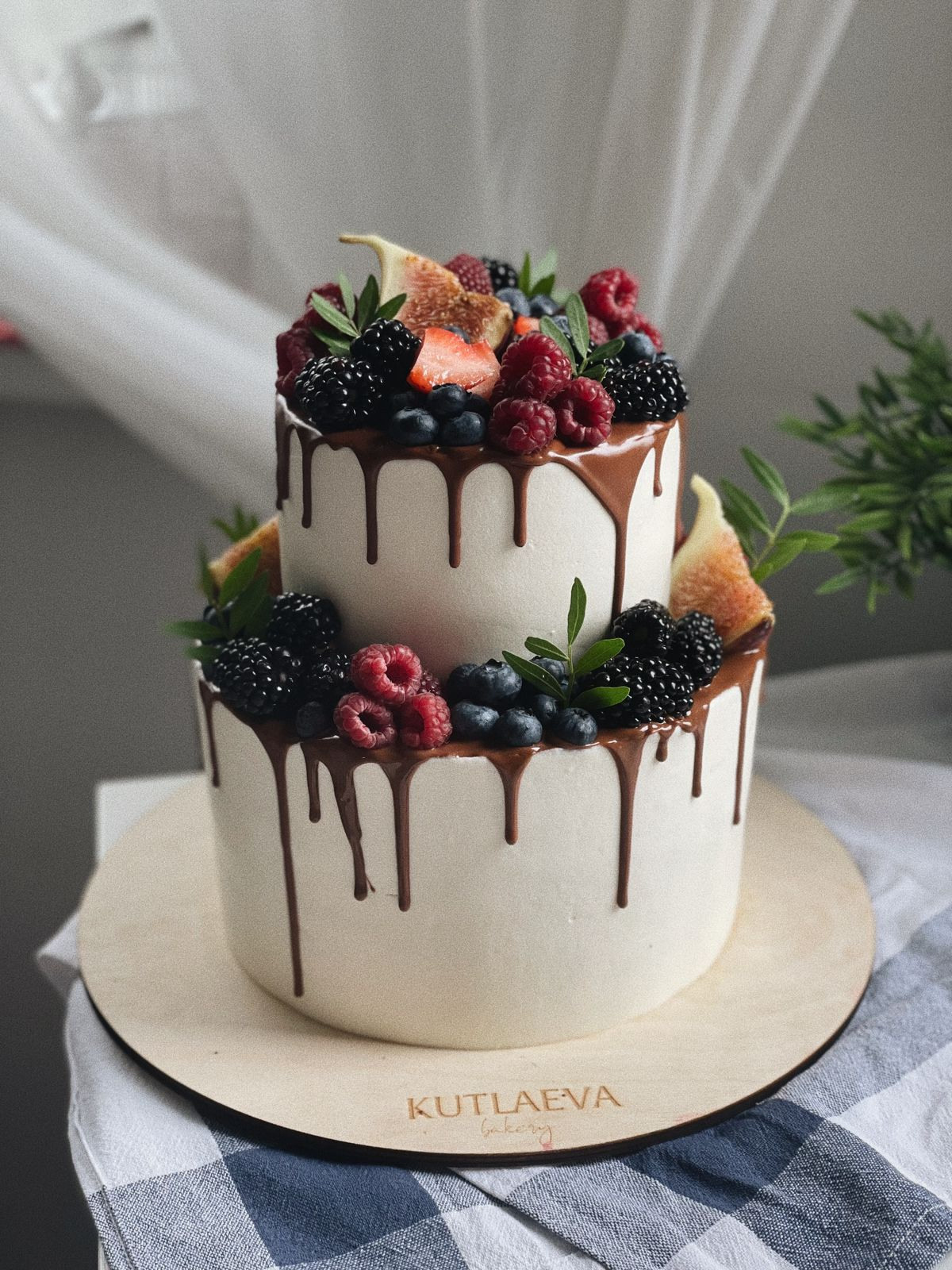 Торт Кутлаева. Подрядчики и друзья сети свадебных площадок House for wedding