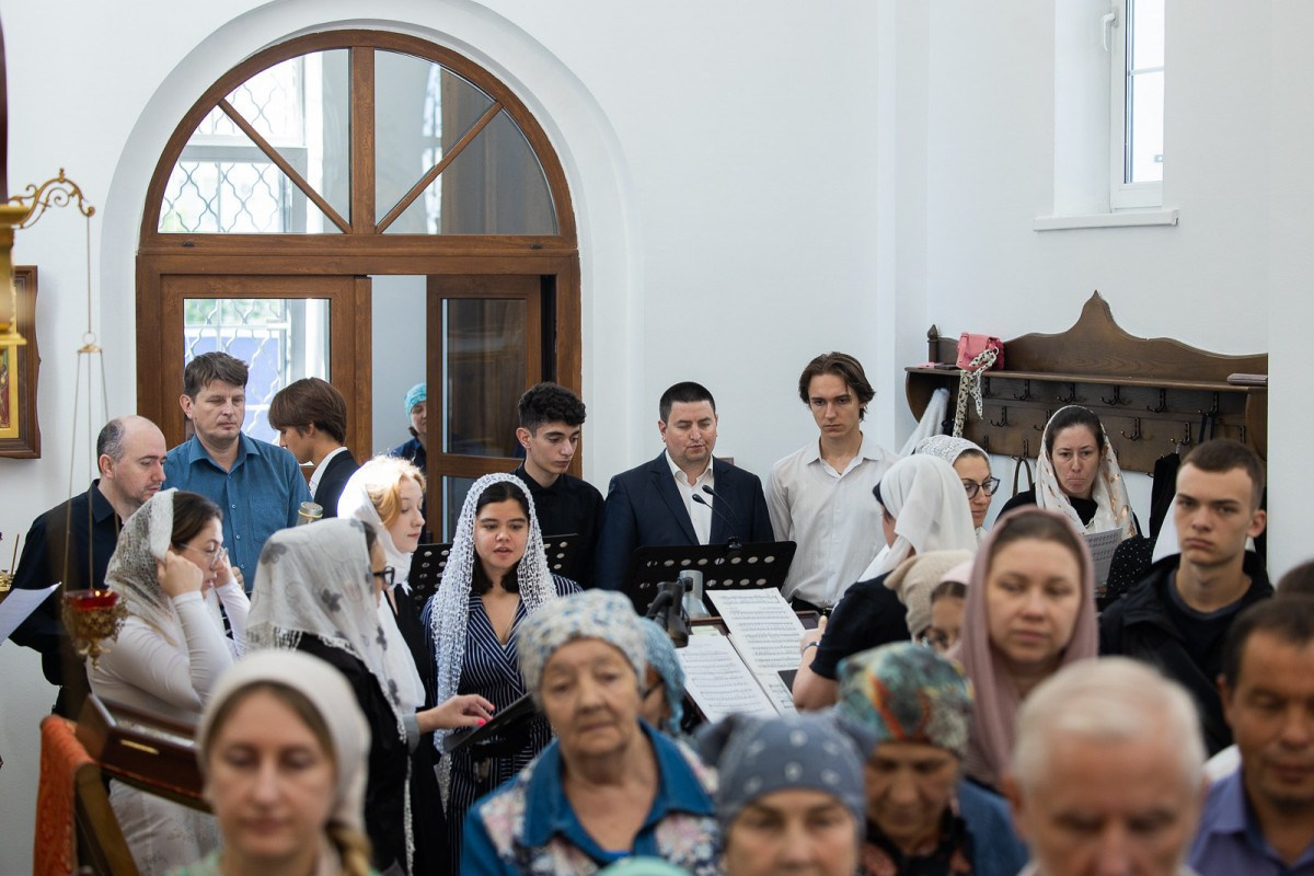 Архиерейское Богослужение в Неделю 4-ю по Пятидесятнице. Саратовское Северо-Западное благочиние