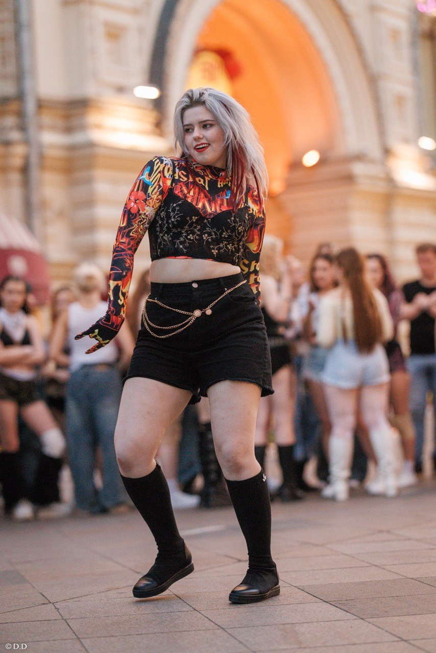 Cover dance in public'. Различные мероприятия и просто фотографии людей