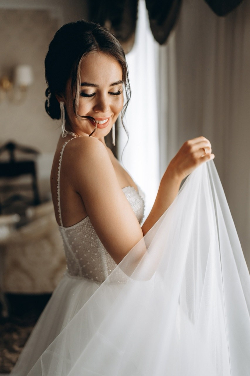 Свадебный образ. Профессиональный топ стилист по прическам и макияжу