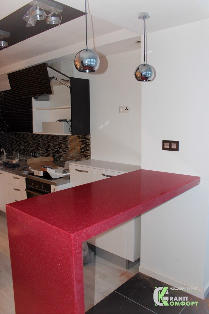 барная стойка в красном цвете