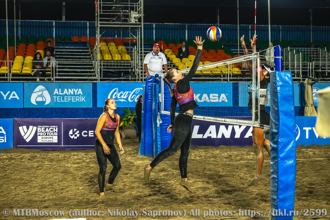 Volleyball World Beach Pro Tour Futures Alanya 15.10.26. Галереи MTBMoscow на Wfolio