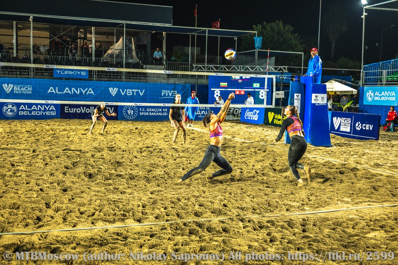 Volleyball World Beach Pro Tour Futures Alanya — Day 3 17.10.26. Галереи MTBMoscow на Wfolio