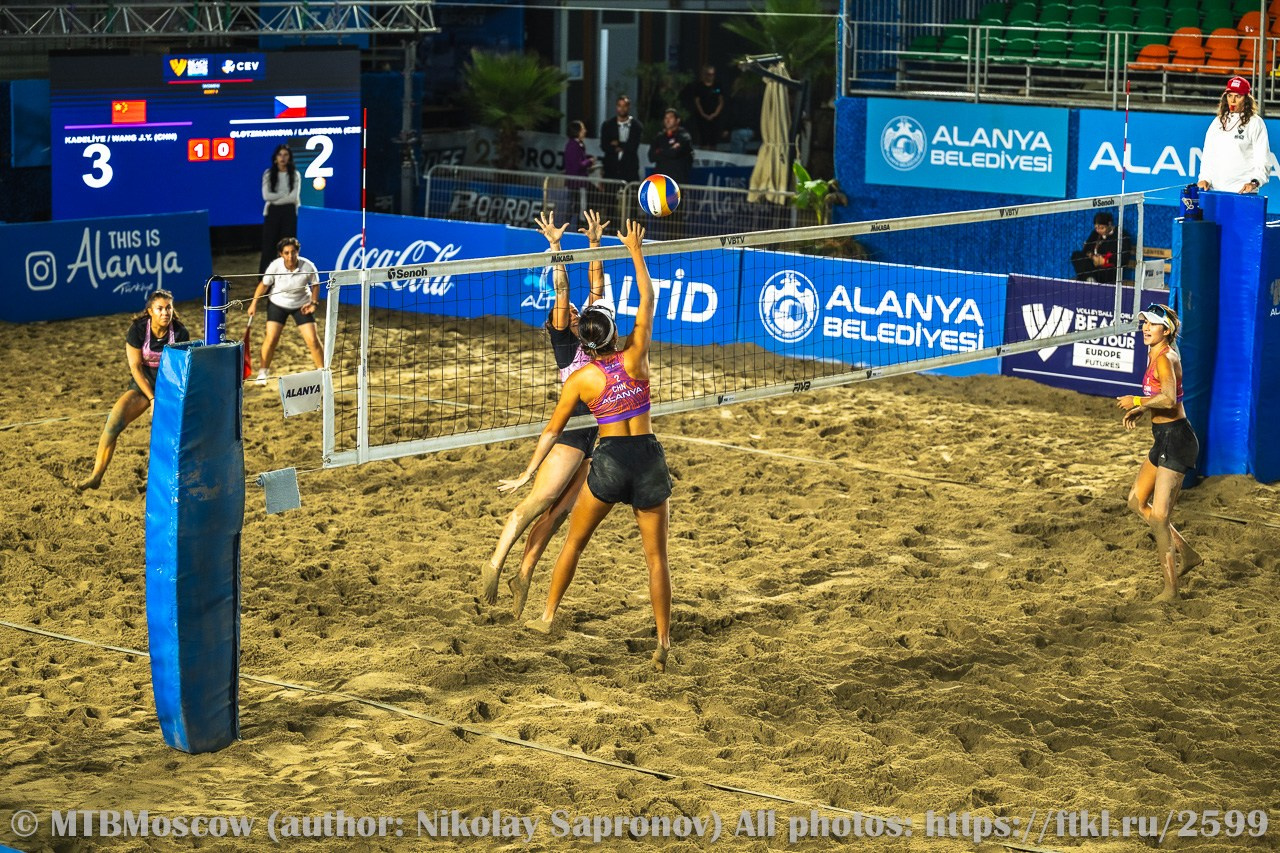 Volleyball World Beach Pro Tour Futures Alanya 15.10.26. Галереи MTBMoscow на Wfolio