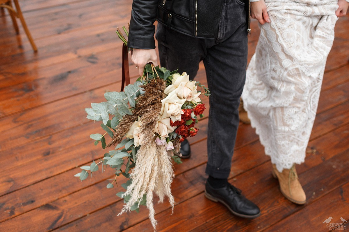 Стильная и дерзкая свадебная фотосессия на природе. Свадебный фотограф в Нижнем Новгороде и Москве Сергей Воробьев