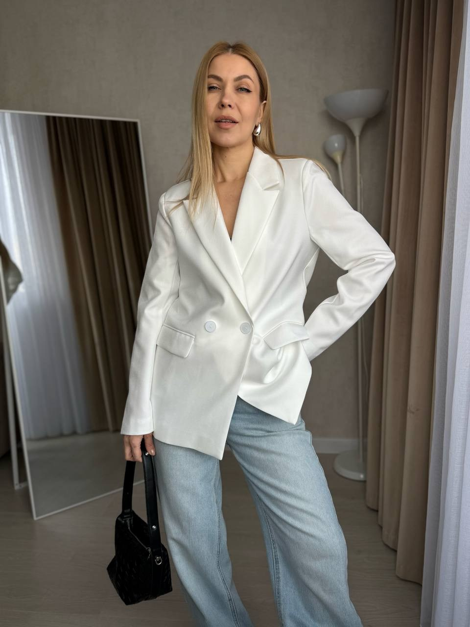 Катерина Х  Рзмер S, Рост 162, Параметры: 85/65/95. LUNAPRO Дом стильных, сборных и индивидуальных съемок для брендов