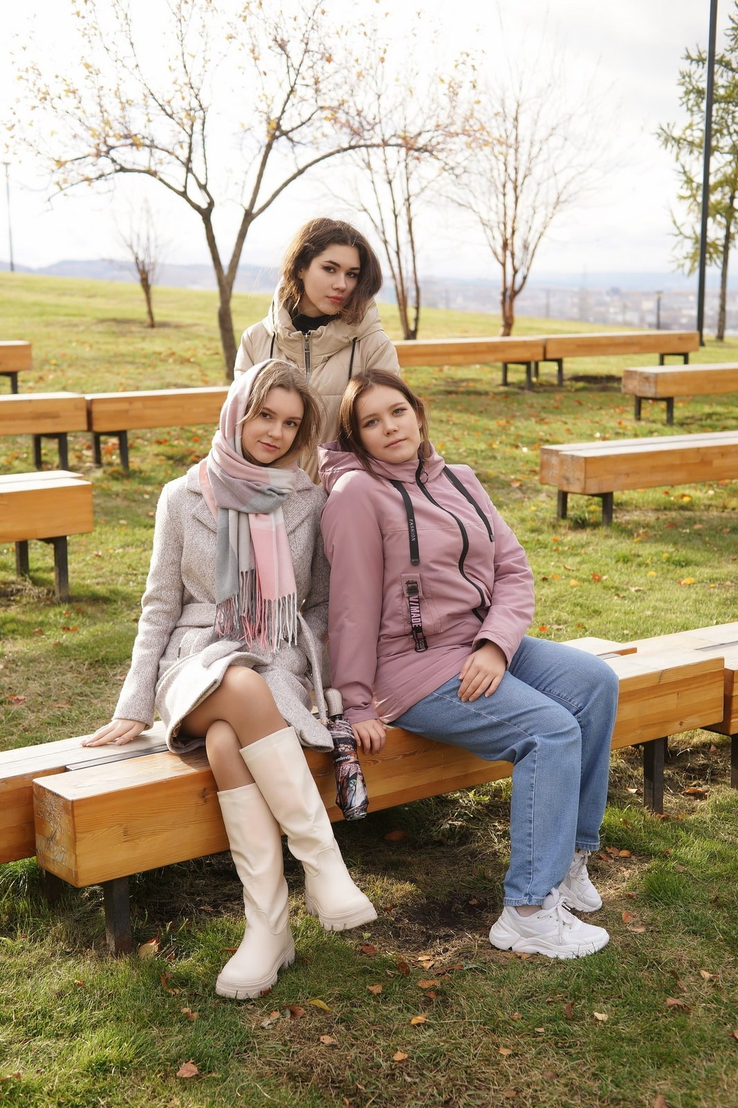 Осенняя фотосессия для выпускников 11 класса ОСШ Комплекс «Покровский». СИГМА | Студия выпускных альбомов Красноярск