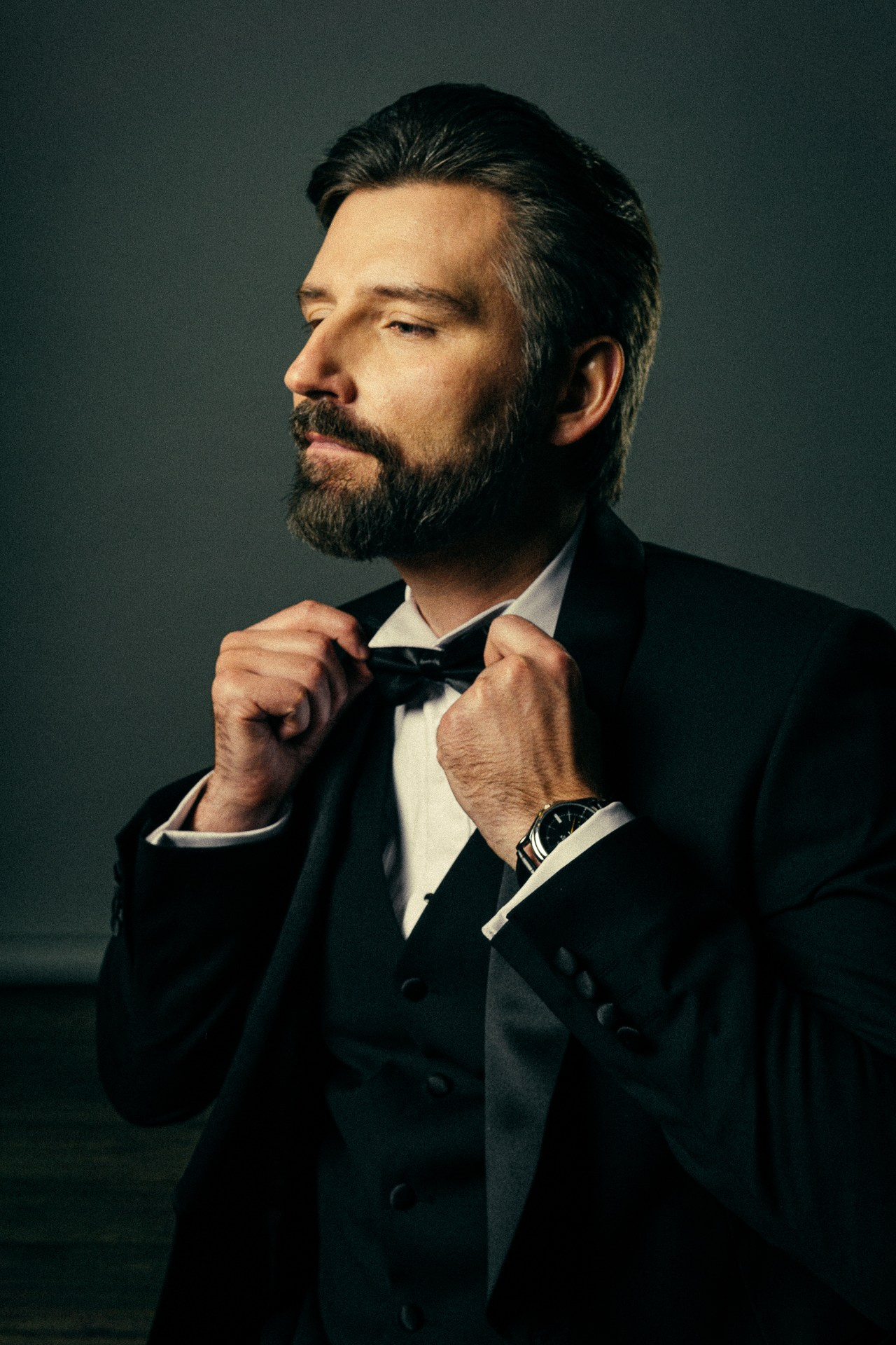 Мужской портрет, актерское портфолио, бизнес фото. Алексей Никифоров | Фотограф в Москве и МО. Свадьбы • Портреты • Репортаж • Авто. Живые кадры и профессиональный подход в Химках и Красногор