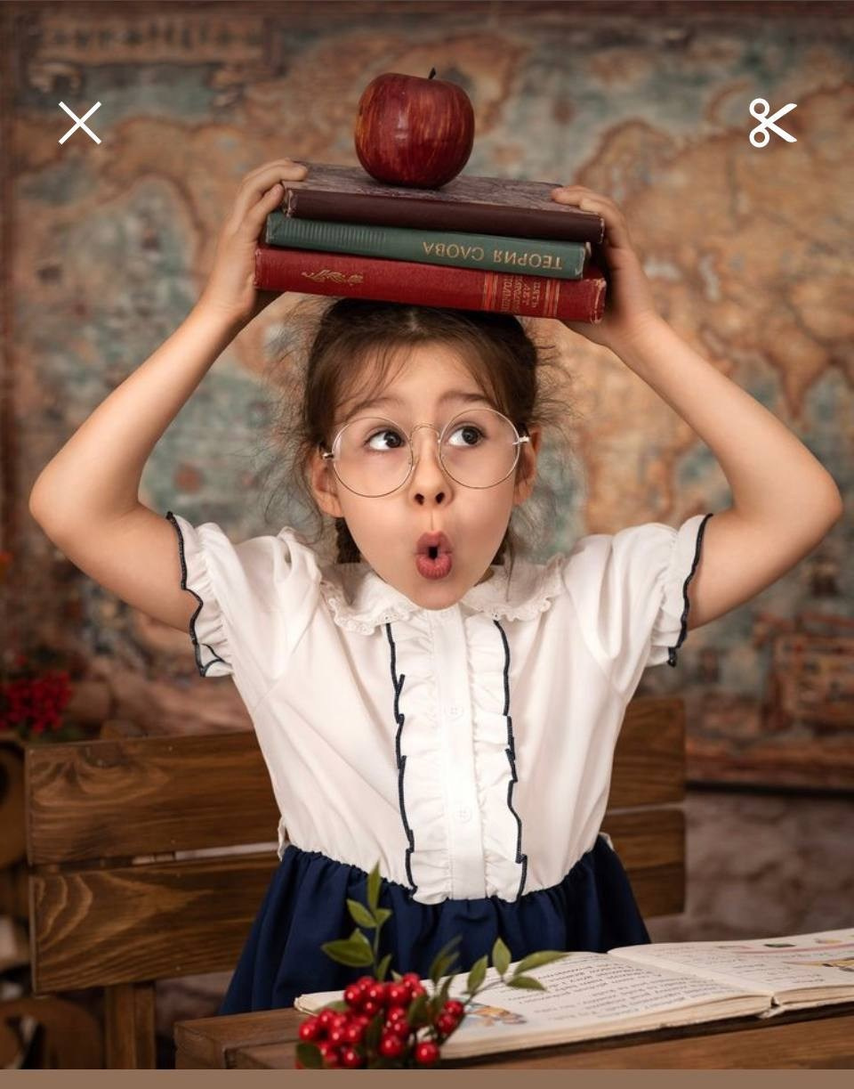 📸 Фотосессия ко Дню Знаний в студии 🎒✨. Фотостудия во Всеволожске. Подходит для всех творческих проектов