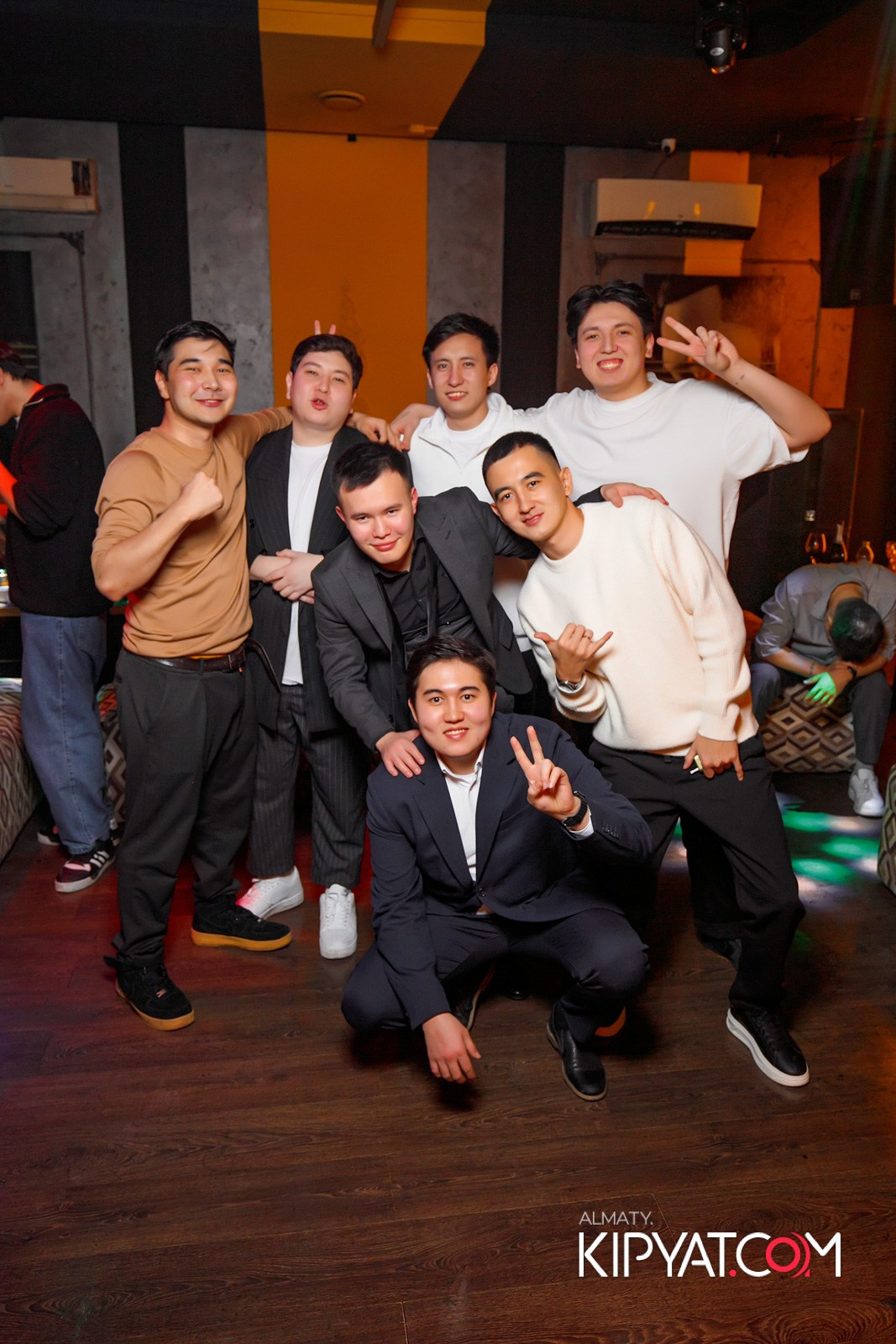 УХО И МЕДВЕДЬ НА ГАГАРИНА. КИПЯТКОМ АЛМАТЫ!