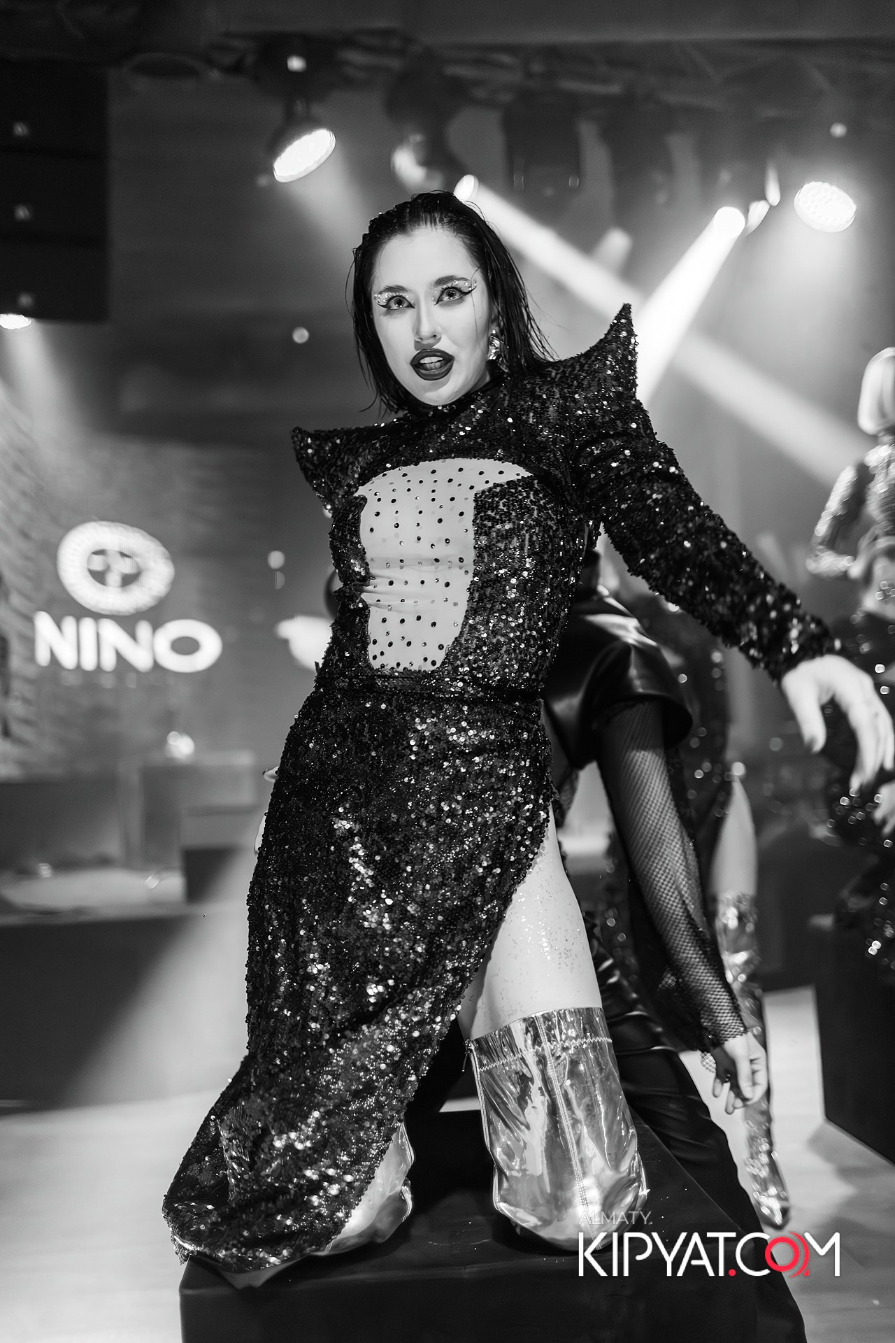 QUEST PISTOLS В РЕСТОРАНЕ NINO. КИПЯТКОМ АЛМАТЫ!