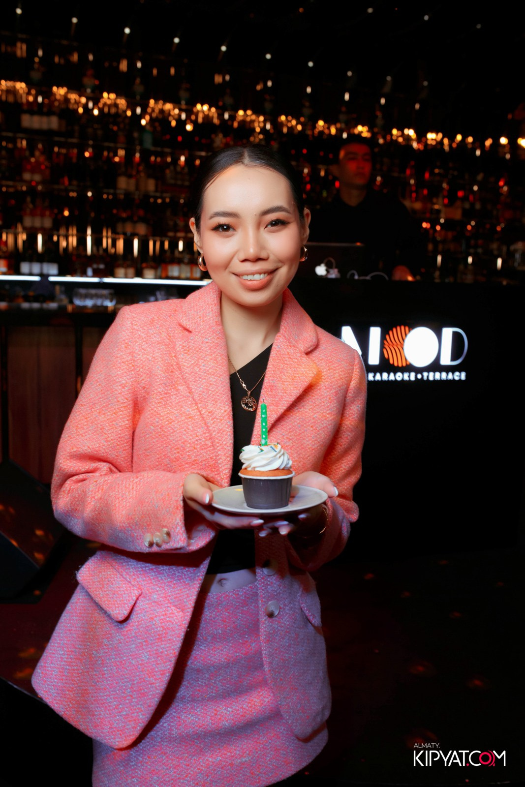 MOOD KARAOKE & TERRACE. КИПЯТКОМ АЛМАТЫ!