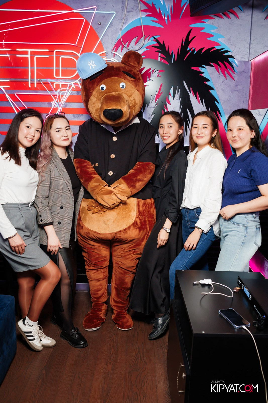 УХО И МЕДВЕДЬ НА ГАГАРИНА. КИПЯТКОМ АЛМАТЫ!