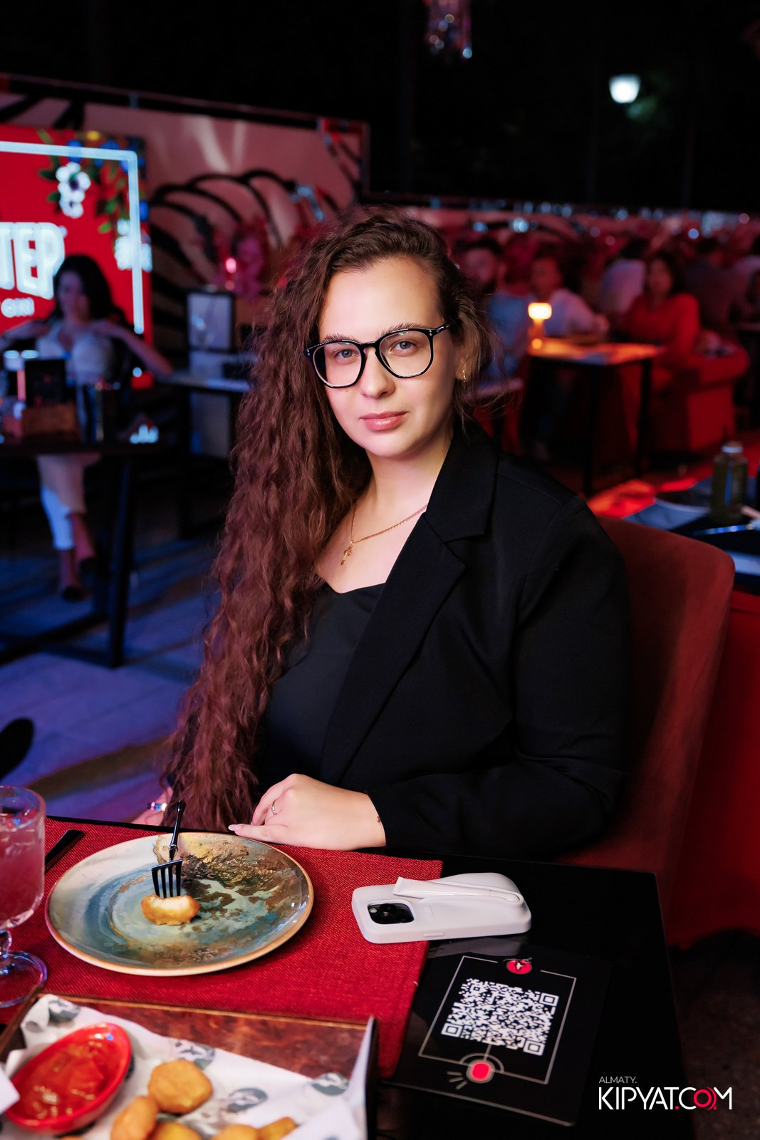 НОДАР РЕВИЯ В «ЗАЯ, НА БИС». КИПЯТКОМ АЛМАТЫ!