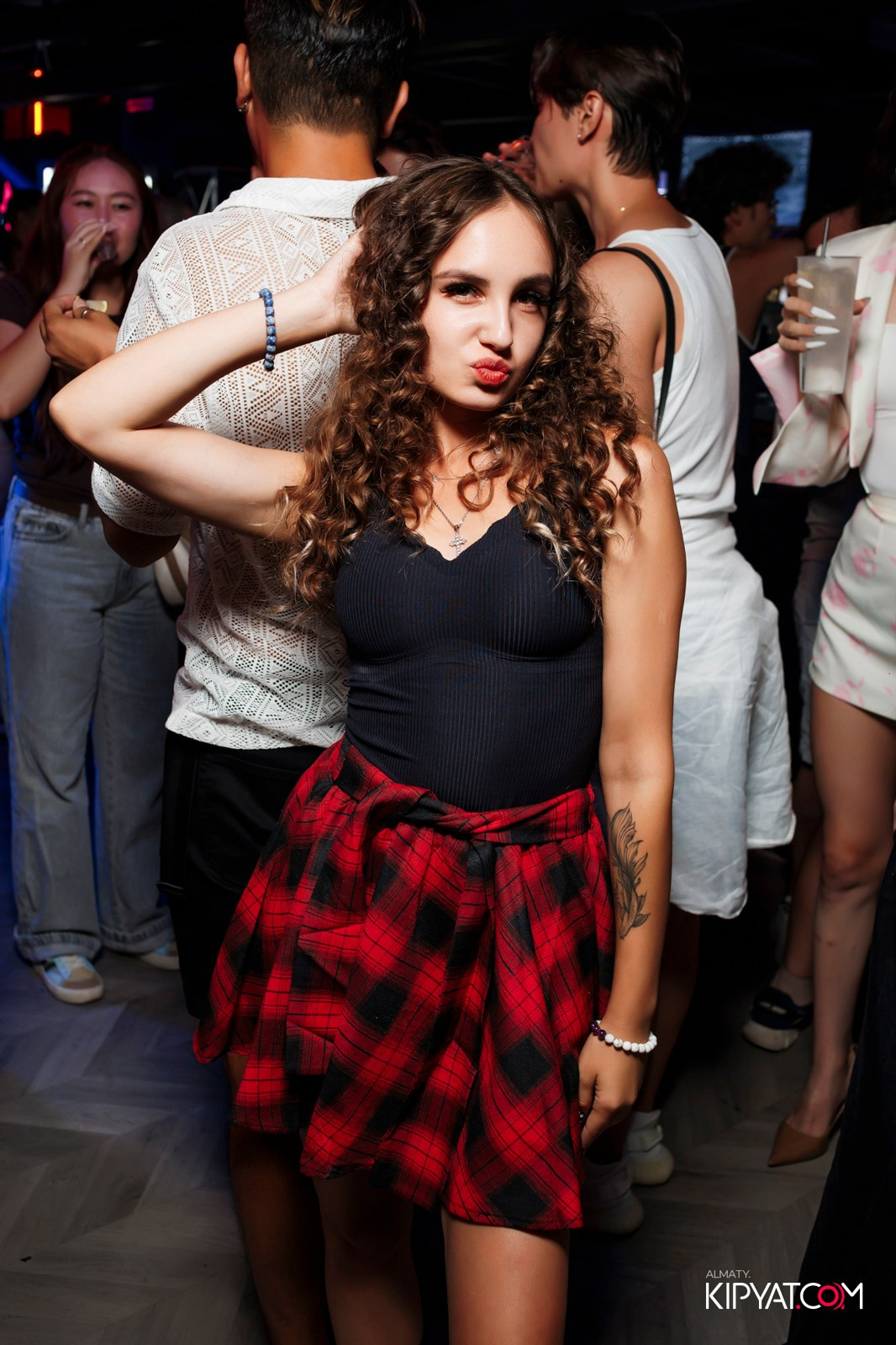 НОЧНОЙ КЛУБ ICON. КИПЯТКОМ АЛМАТЫ!