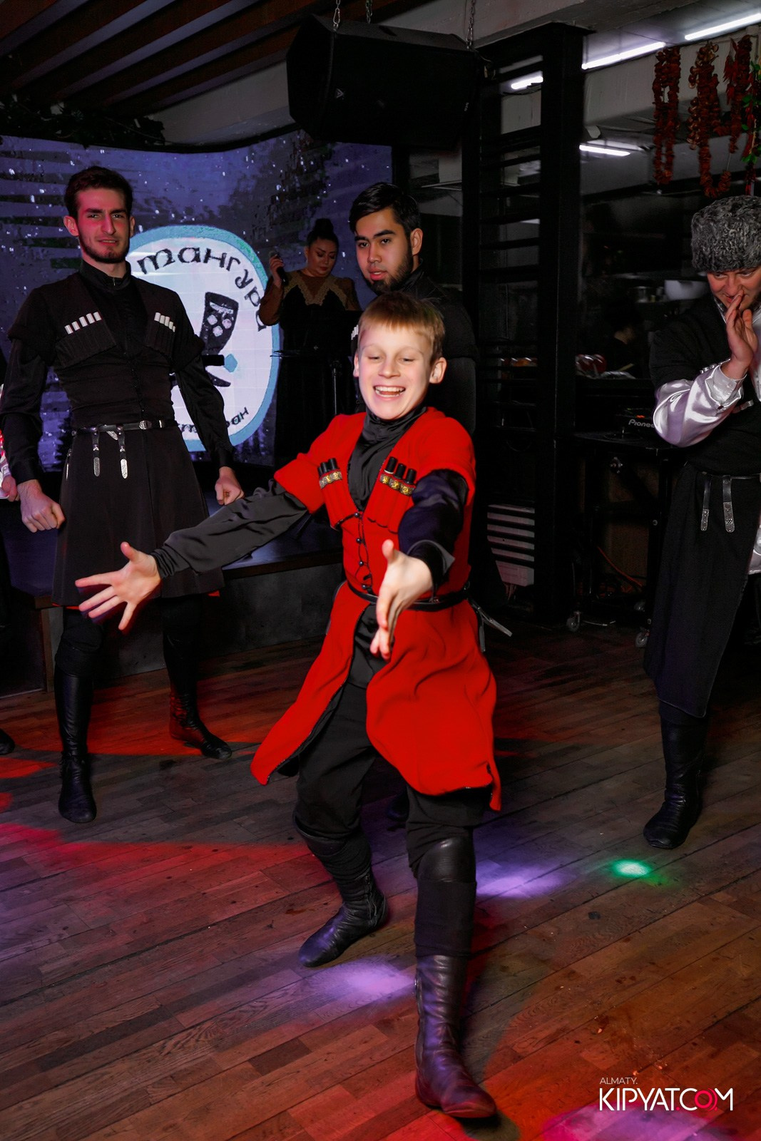 ВАХТАНГУРИ. КИПЯТКОМ АЛМАТЫ!