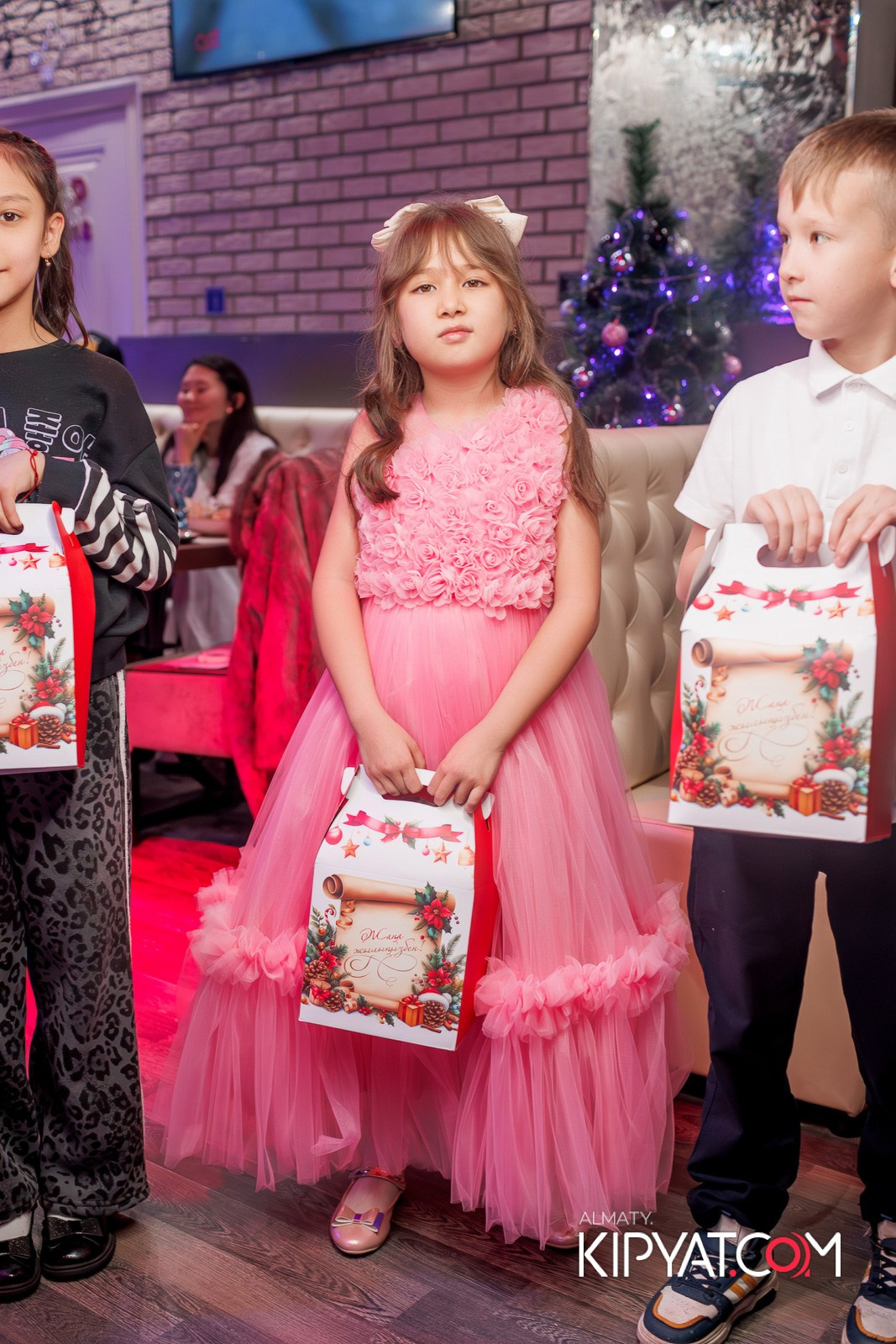 НОВОГОДНИЙ ОТЧЕТНЫЙ КОНЦЕРТ МУЗЫКАЛЬНОЙ ШКОЛЫ «SOULWAY». КИПЯТКОМ АЛМАТЫ!