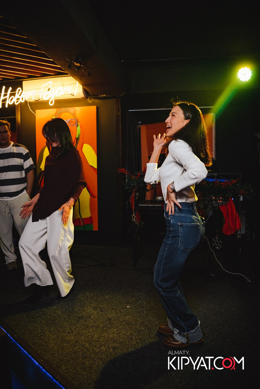 ГРИЛЬ БАР ШАШЛЫКOFF. КИПЯТКОМ АЛМАТЫ!