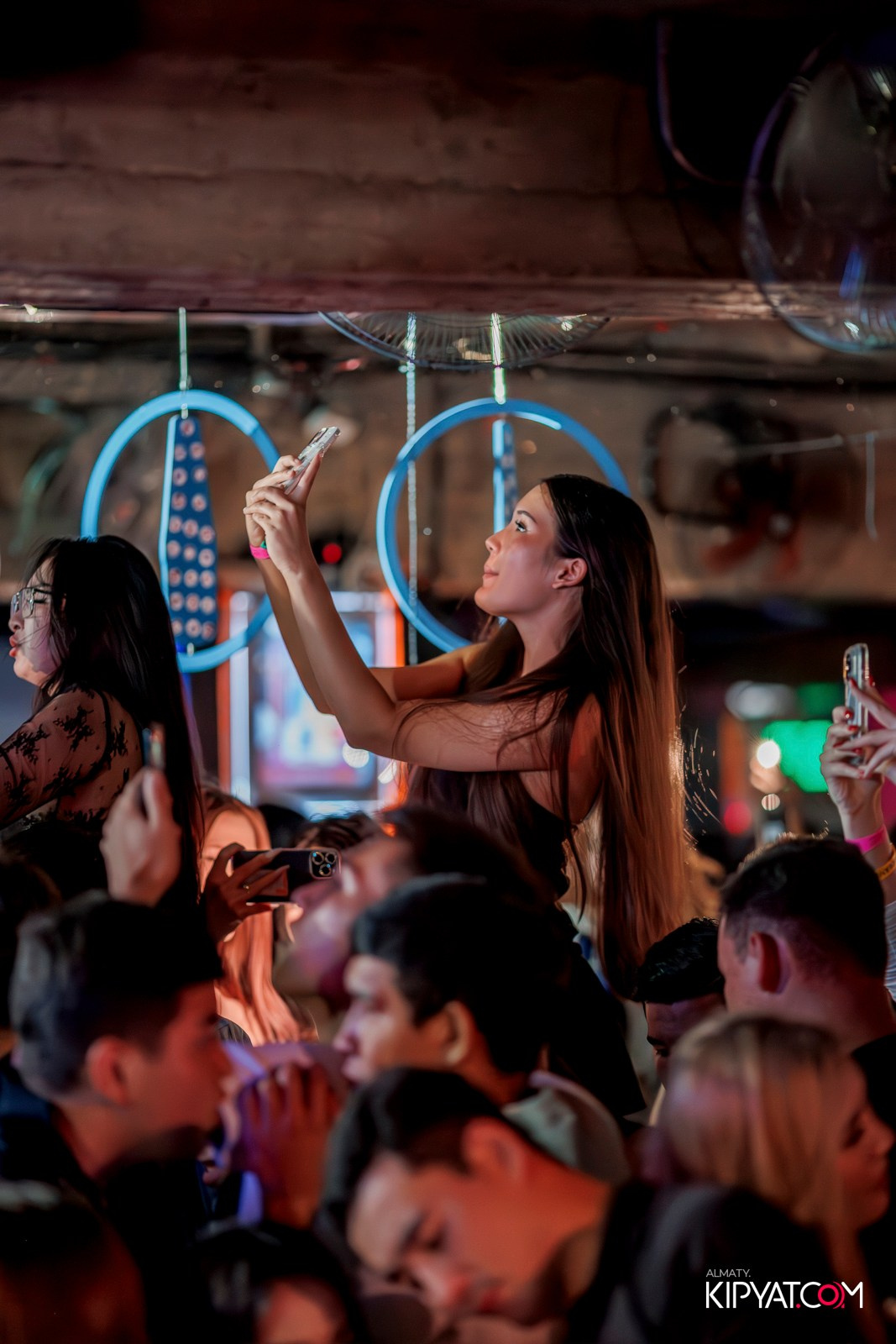 BHB. КИПЯТКОМ АЛМАТЫ!