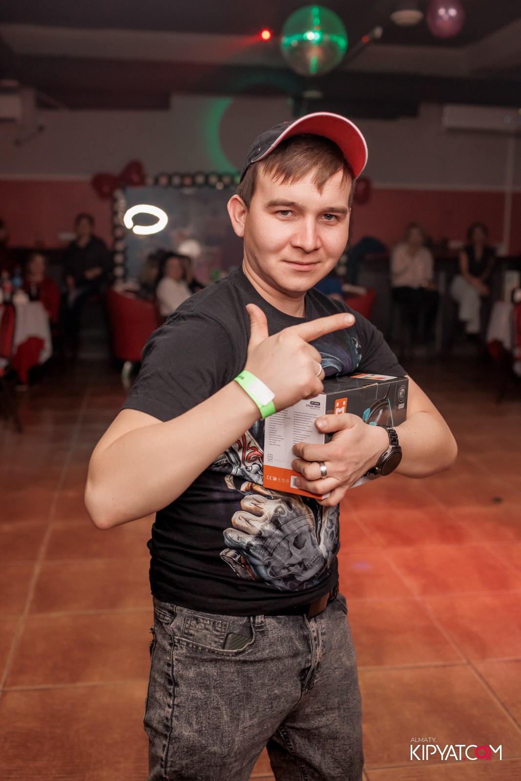 ПИОНЕРСКАЯ ПРАВДА. КИПЯТКОМ АЛМАТЫ!