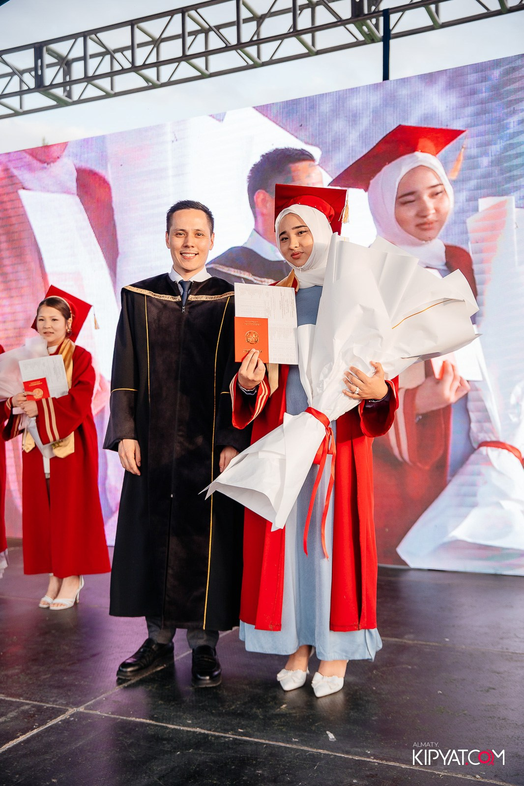 ВРУЧЕНИЕ ДИПЛОМОВ — НАРХОЗ КОЛЛЕДЖ. Part 4. КИПЯТКОМ АЛМАТЫ!